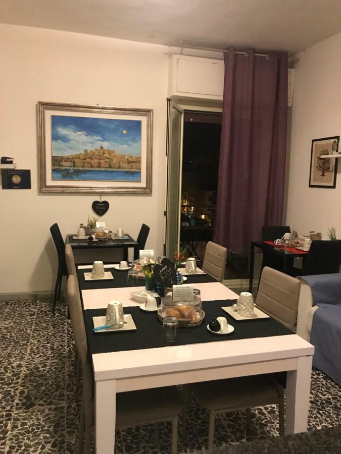 B&B Cagliari Ariosto Kültér fotó